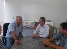 Evandro Carvalho recebe a visita do presidente do Pesqueira