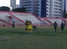 Pesqueira vence o América nos Aflitos