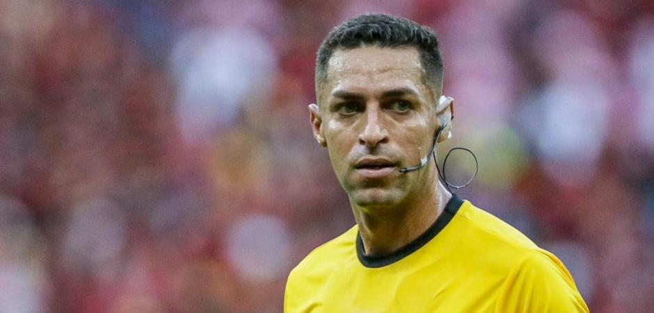 Rodrigo Pereira apita Atlético-MG x Palmeiras e Santos x Goiás