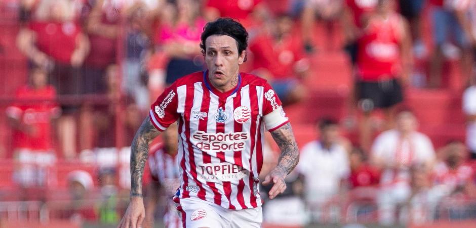 Náutico recebe o Ceará nos Aflitos em confronto direto pela Série B