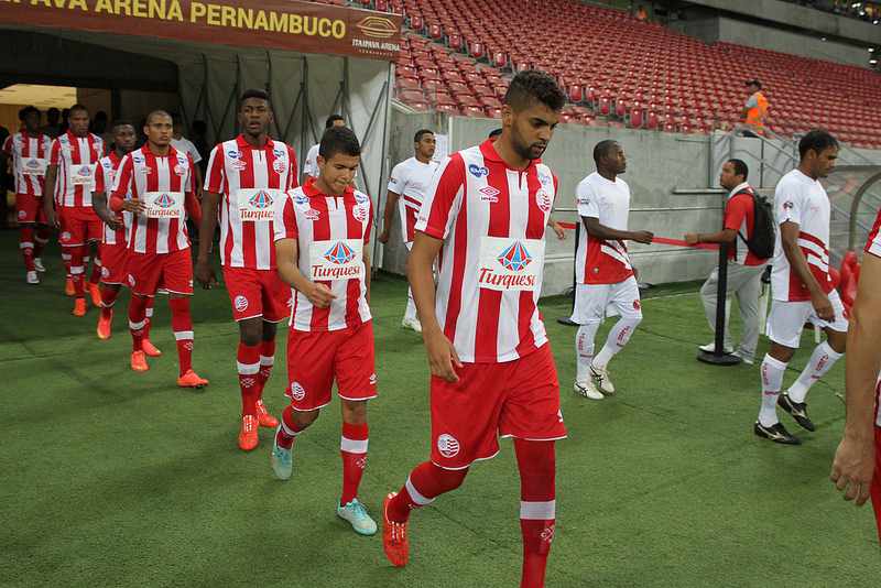 Náutico perde para o Botafogo na Arena Pernambuco