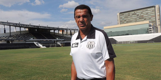 “Se ganharmos os dois jogos estamos dentro”, diz Mauro Fernandes