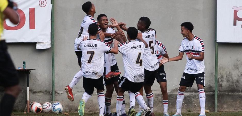 Santa Cruz vence Torres por 2x0 no Pernambucano Sub-15