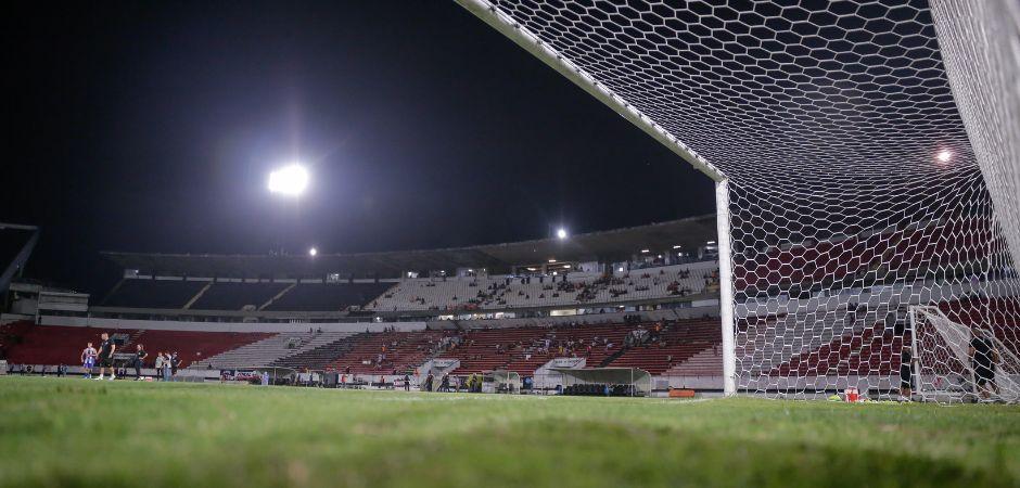 Por falta de laudos integrais da Polícia, Estádio do Arruda é interditado