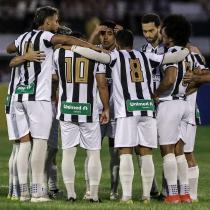 Buscando manter a invencibilidade, Central recebe o América-RN no Lacerdão
