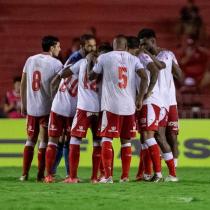 Náutico enfrenta Figueirense na 12ª rodada da Série C neste domingo (13)