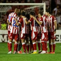 Náutico busca reação nos Aflitos em duelo decisivo contra a Ponte Preta