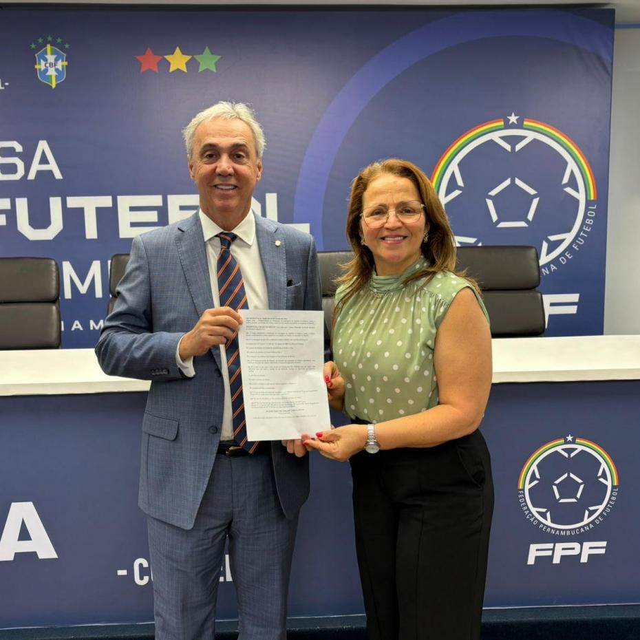 FPF e Vereadora Ana Lúcia se unem para ampliar combate à violência contra a mulher nos estádios 