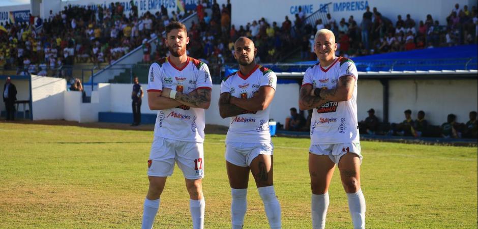 Em duelo pernambucano, Petrolina vence o Retrô pela 5ª rodada da série D
