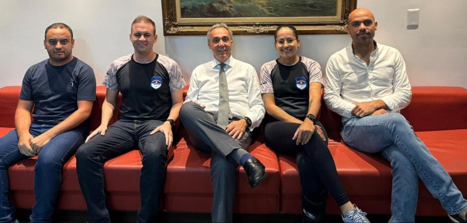 Presidente da FPF recebe representantes do Sindicato dos Árbitros