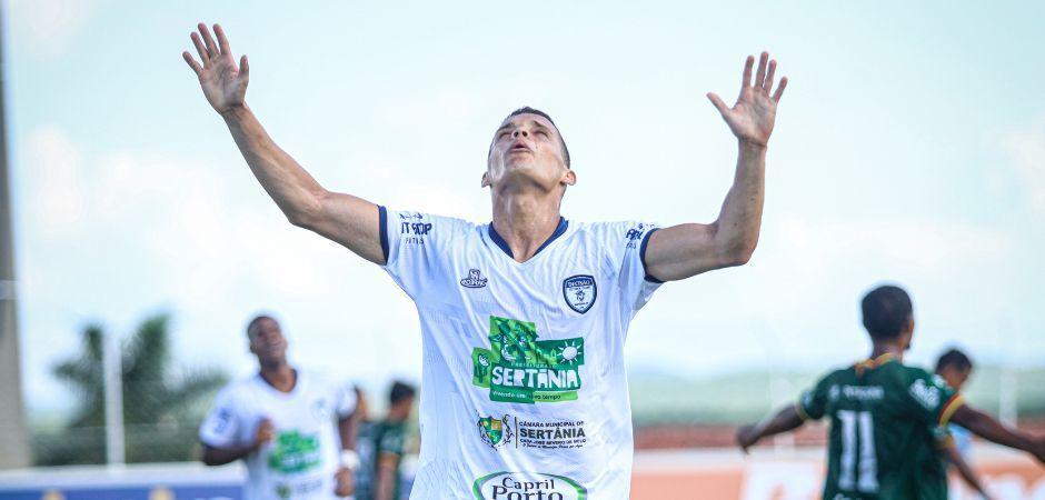 Decisão vence o Petrolina e sobe para 5º lugar no Campeonato Pernambucano