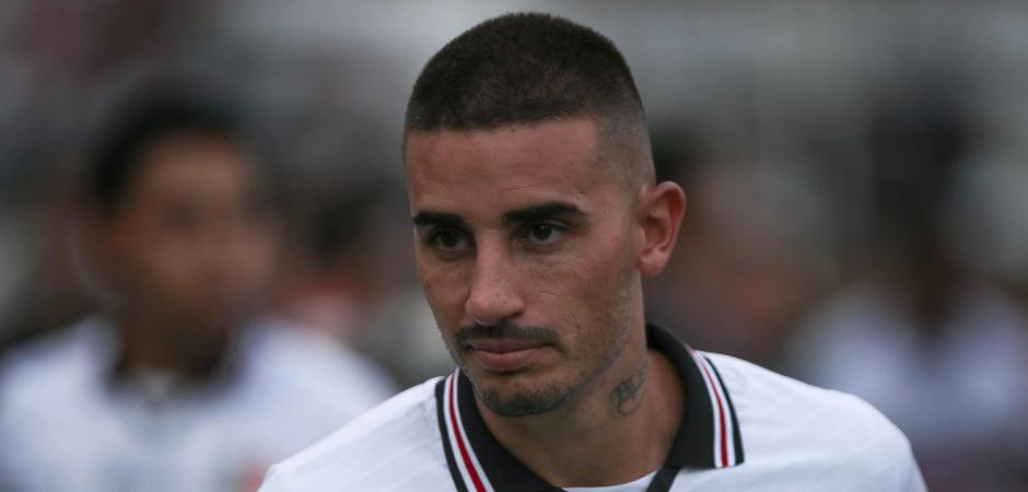 Santa Cruz vence o América-RN no Arruda e assume a liderança do Grupo 3 da Série D