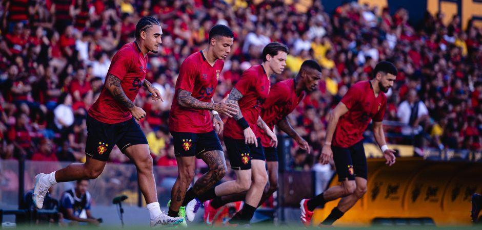 Sport enfrenta Internacional na Ilha do Retiro neste domingo (25)
