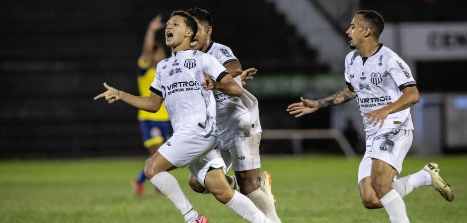 Com gol nos acréscimos, Central vence e se mantém no G4