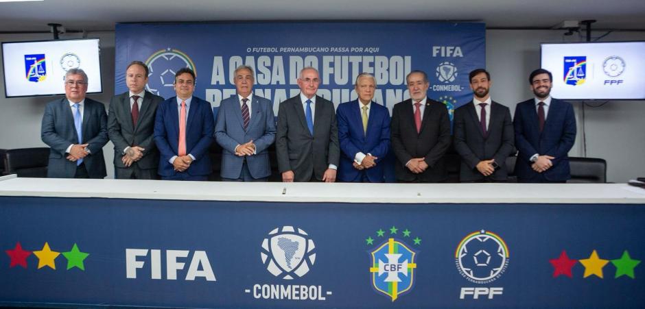 TJD-PE empossa nova Mesa Diretora em solenidade no Salão Nobre da FPF