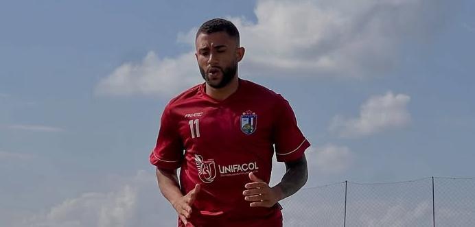 Vitória vence Águia e assume a liderança do grupo A