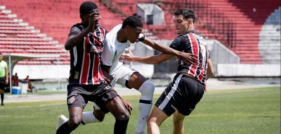 Pernambucano Sub15: Santa Cruz vence clássico e entra no G4