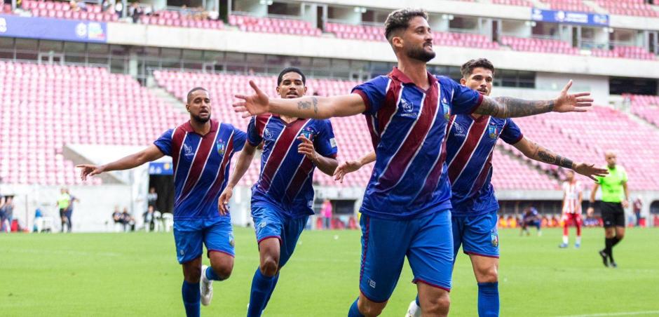 Vitória vence o Centro Limoeirense e garante vaga na final da Série A2