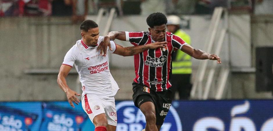 Clássico das Emoções: Santa Cruz e Náutico iniciam batalha por vaga na final do Pernambucano