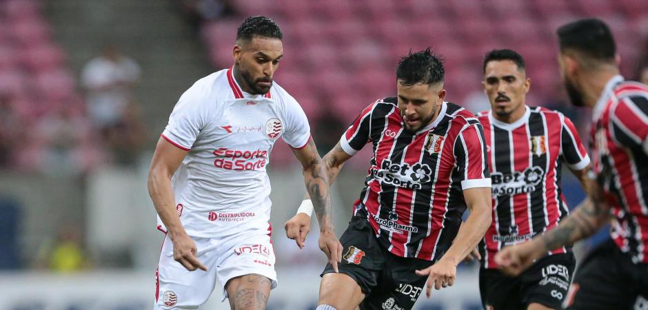 Náutico recebe o Santa Cruz em Clássico das Emoções valendo vaga na final do Pernambucano