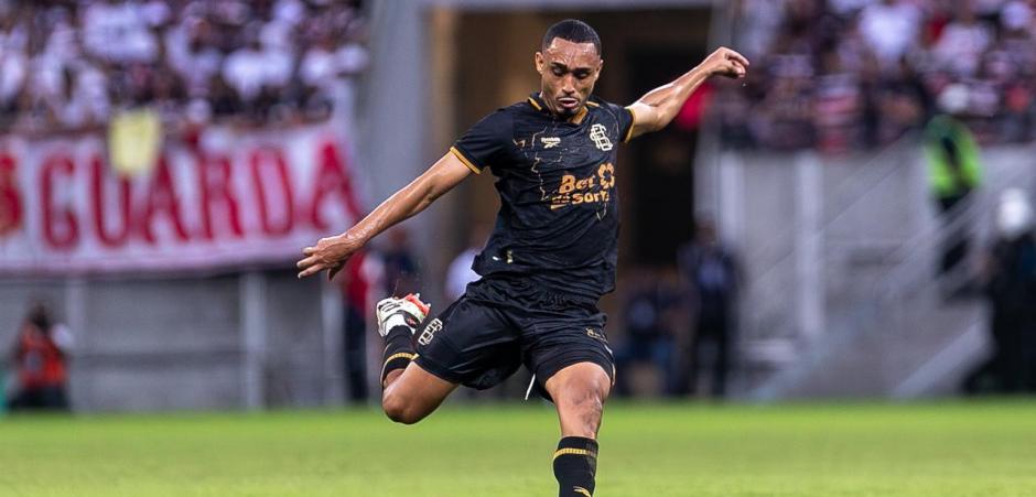 Santa Cruz encara Botafogo-PB em busca de vaga na final da Série C