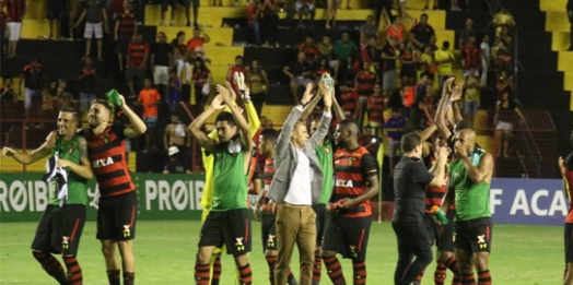 Sport vence o Ceará e sai da zona de rebaixamento