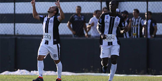 Central faz 2x1 no América e volta à liderança