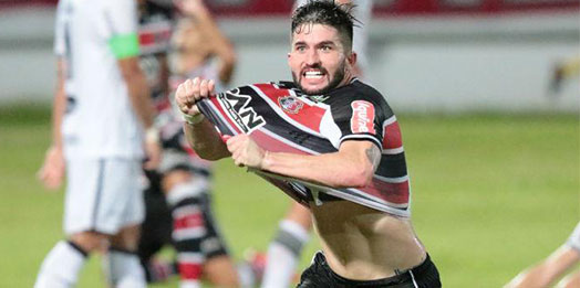 Santa Cruz duela com o Ferroviário-CE na Arena Castelão