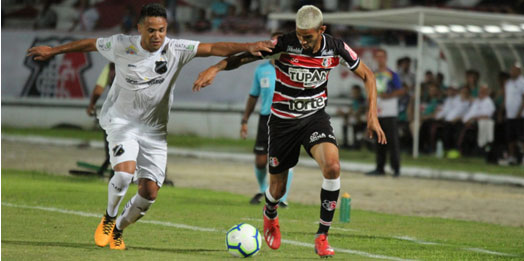 Diante do Sampaio Corrêa, Santa Cruz busca a primeira vitória