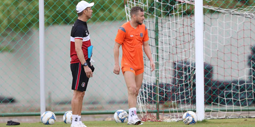 Volante Marcelo Mattos, ex-Vasco, é reforço coral