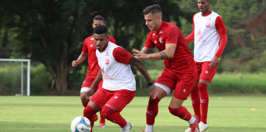 De olho em classificação, Náutico recebe Sampaio nos Aflitos