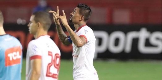 Náutico empata com a Chapecoense nos Aflitos