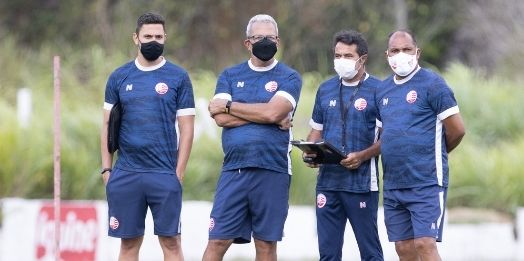 Montagem do elenco do Náutico terá participação direta de Hélio