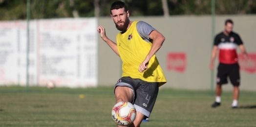 Danny inicia transição e tem chance de jogar contra o Itabaiana