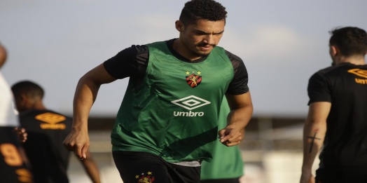 Primeiro clássico do ano cheio de rivalidade neste domingo