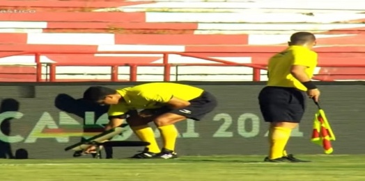 Bela imagem de árbitro da FPF repercute no Brasil todo