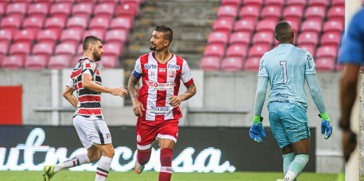 Náutico derrota o Santa e avança para final