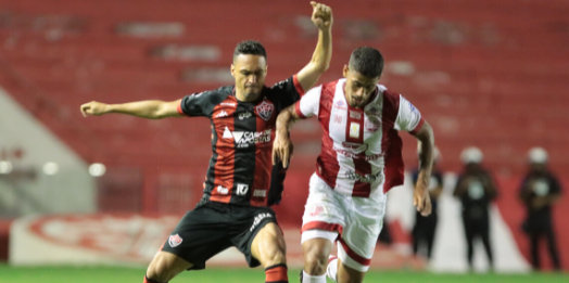 No Barradão, Náutico visita o Vitória de olho na liderança