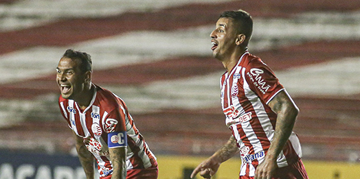 Para seguir líder da Série B, Náutico encara o Goiás na Serrinha