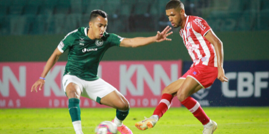 Fora de casa, Náutico vence o Goiás e segue na ponta da Série B