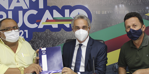 Prefeito e Diretor de Esportes de João Alfredo visitam a FPF