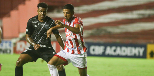 Náutico perde pênalti e empata com Ponte nos Aflitos