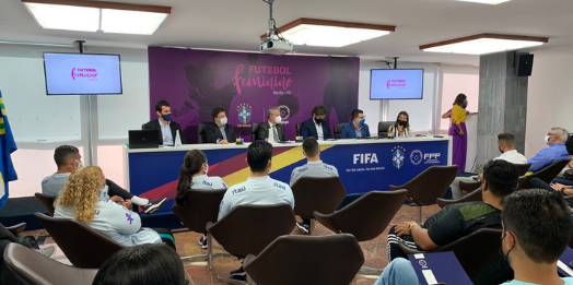 Workshop de Futebol Feminino começa nesta segunda-feira