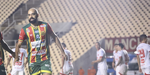 Pela Série B, Náutico é derrotado pelo Sampaio Corrêa no Castelão