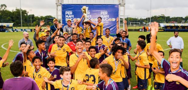 Retrô vence Sport e se consagra campeão do Sub-13