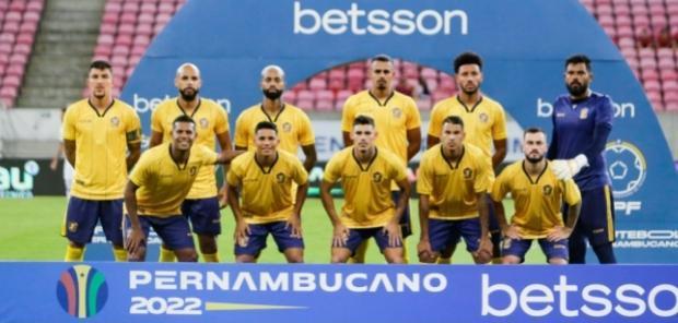 Retrô comemora seis anos de fundação
