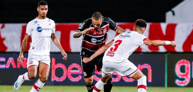 Náutico e Santa Cruz se enfrentam pela semifinal do Pernambucano