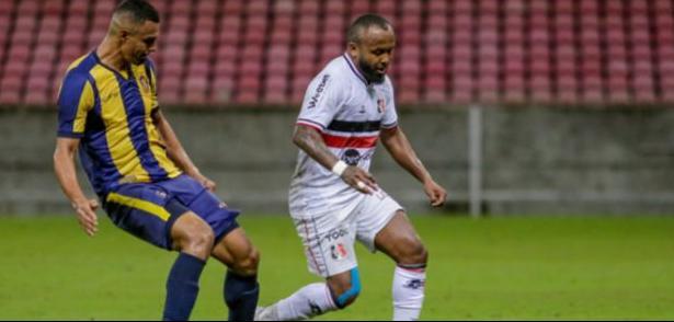 Santa Cruz vence o Retrô e avança para as oitavas da Série D