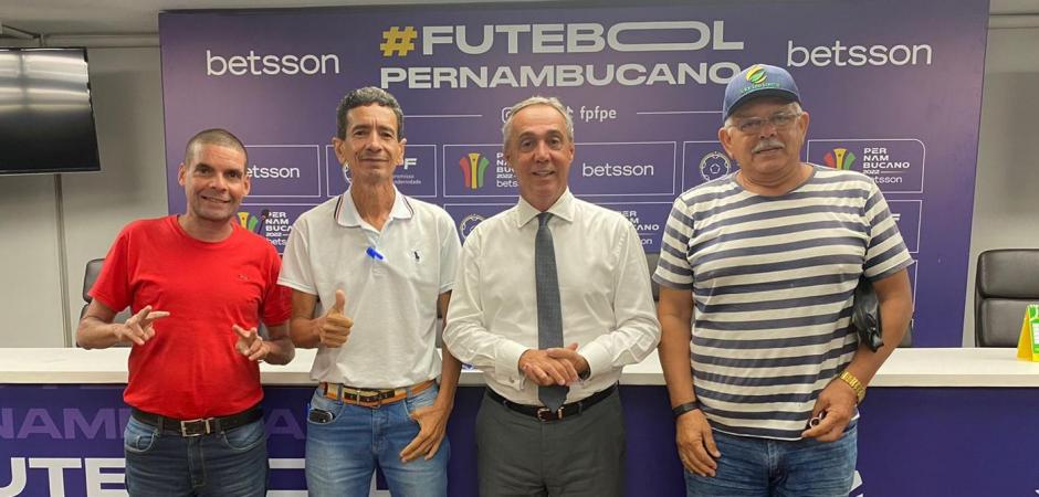 Presidente da Liga do Cabo faz visita à FPF