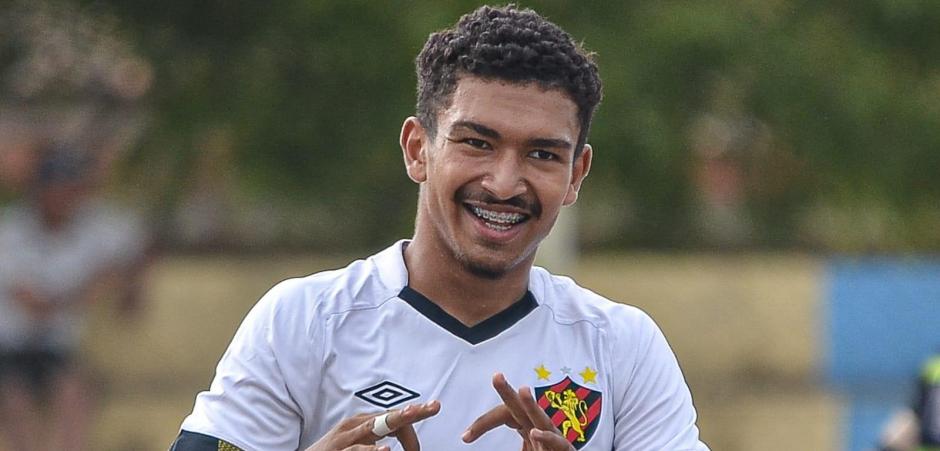 Sport vence e assume liderança do Pernambucano Sub-17